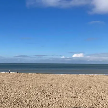 In Ostend With Stunning Sea View, Cleaning Included Apartamento *